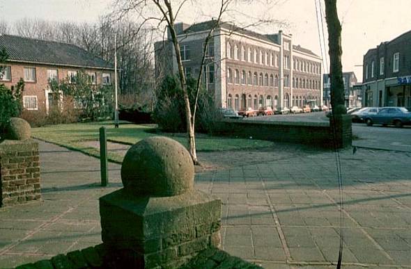 03.jpg